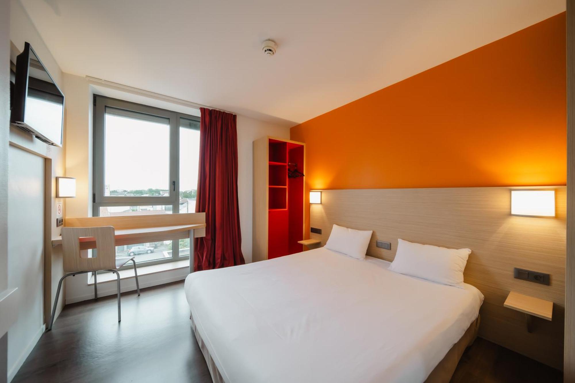 Premiere Classe Centre-les Docks Hotel 2*
